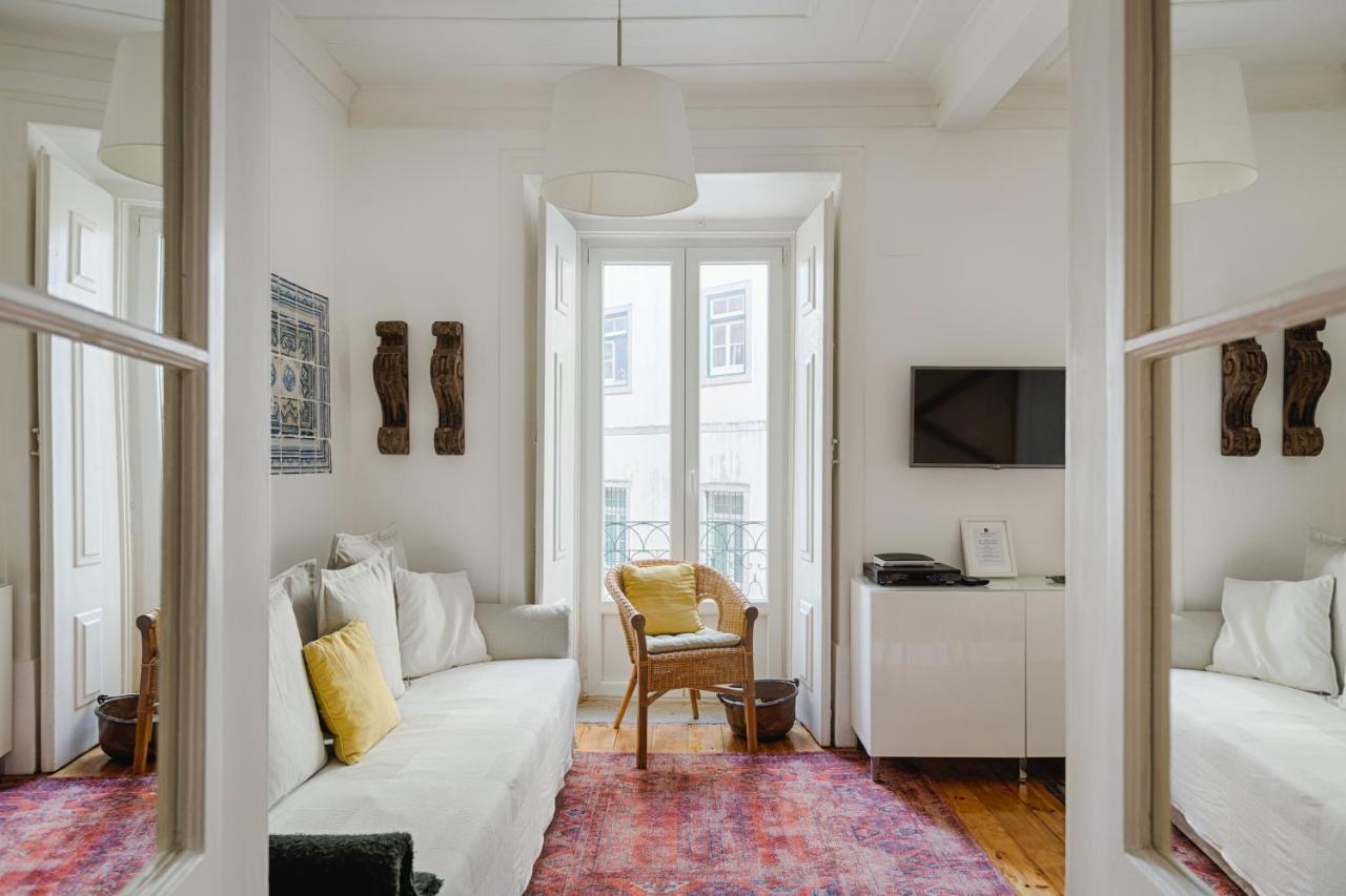 Apartamento Do Carmo Lisbon Exterior photo